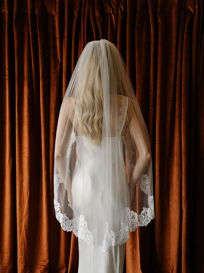 Chantilly Lace Veil